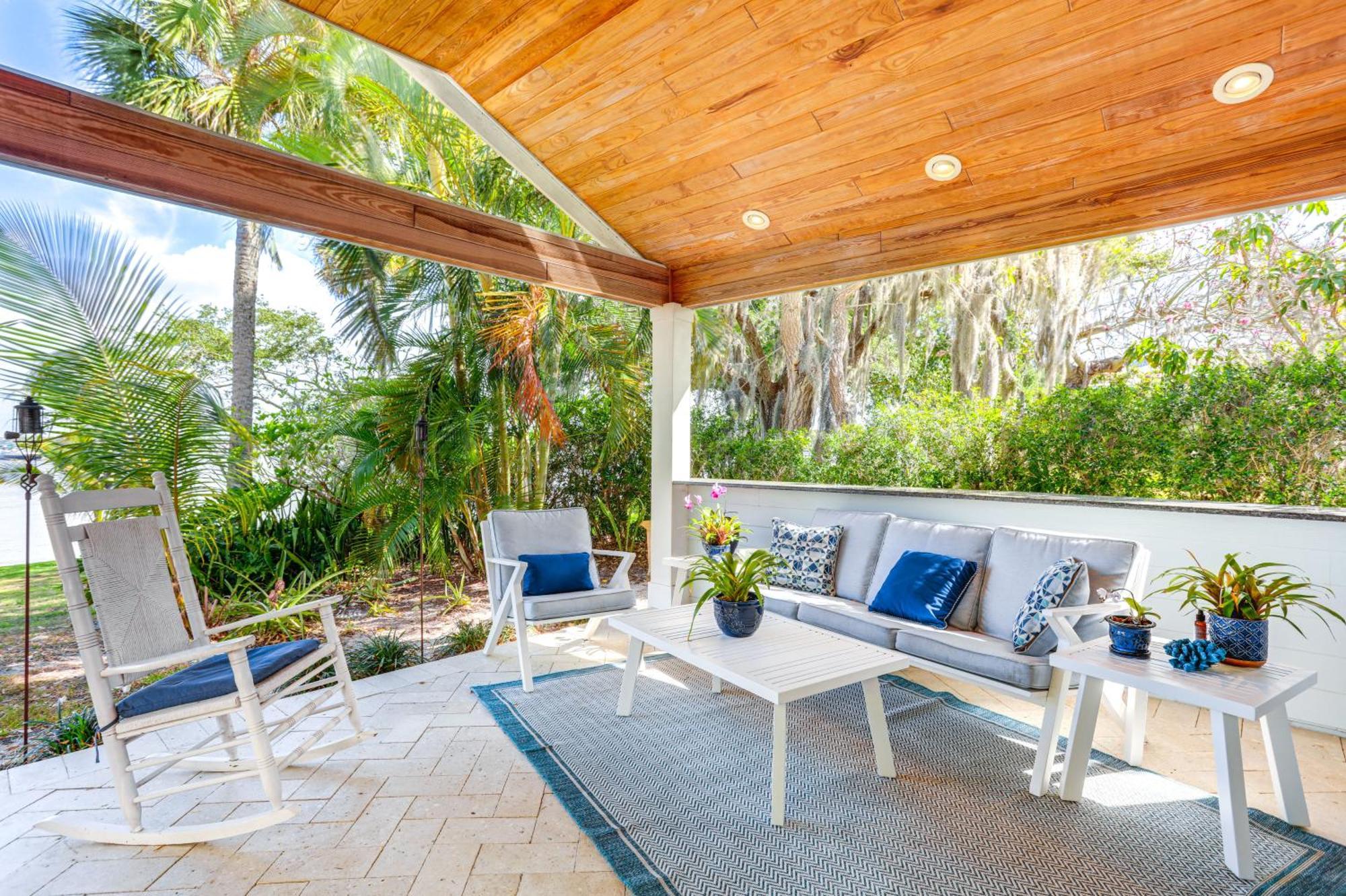 Waterfront Stuart Oasis With Hot Tub And Dock! Villa Exterior photo